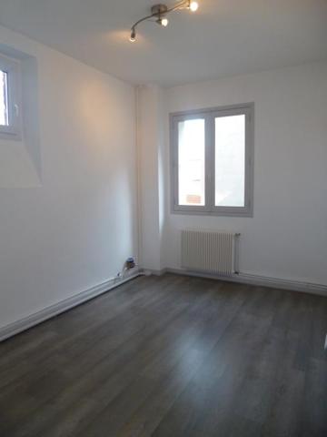 45 BOULEVARD MARECHAL FAYOLLE - F3 au 4ème