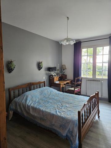 Jolie maison avec dépendance et grand terrain à deux kms de Castelnau d'Auzan