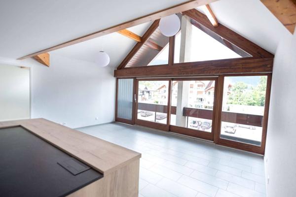 Appartement à louer - Saint-Jorioz 3 pièces de 65.34 m²