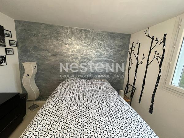 A vendre à CHILLY-MAZARIN, un appartement de 3 pièces avec balcon, cellier et place de parking.