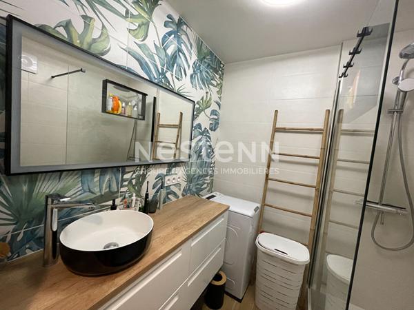 A vendre à CHILLY-MAZARIN, un appartement de 3 pièces avec balcon, cellier et place de parking.