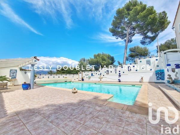 Maison traditionnelle 5 pièces de 215 m² à La Seyne-sur-Mer (83500)