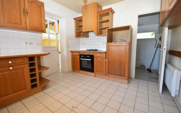 Maison à vendre    5 pièces •  Hagetmau