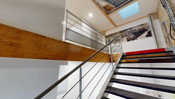 Local de 218m2 Polyvalence & opportunité entrepreneuriale à louer à DOUARNENEZ (29)