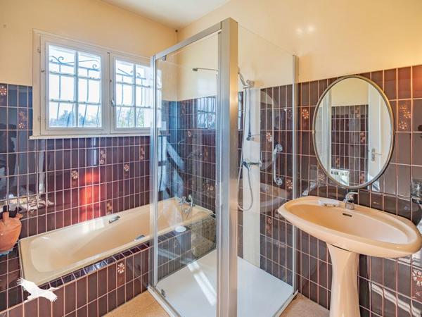 Maison à vendre |  Salies-de-Béarn |  6 pièces | 188 m²