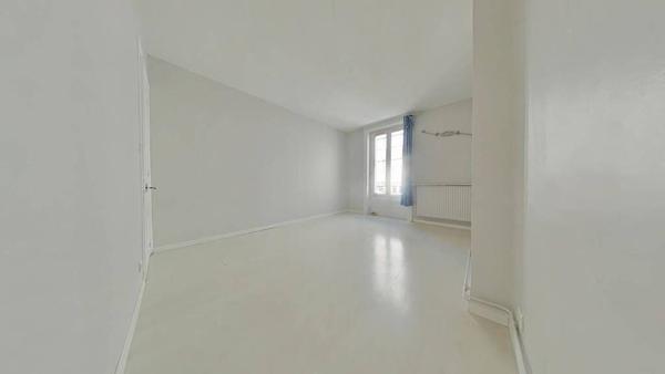 F3 PROCHE CENTRE VILLE