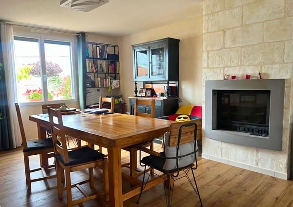 Beauvoir-sur-Mer : maison familiale avec piscine, garage et terrain de 1 080 m²