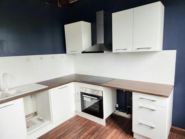 Les Andelys  centre ville - Maison de 93.70 m2  - 3 chambres sur 70 m2 de terrain - Prix : 158 850