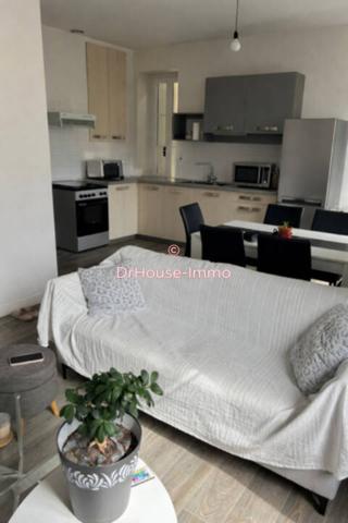 Immeuble à vendre 6 pièces de 114 m²