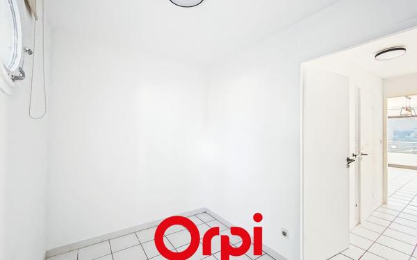 Appartement à louer    1 pièce • 31,43 m2 Bandol