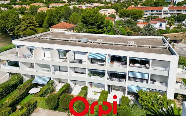 Appartement à louer    1 pièce • 31,43 m2 Bandol