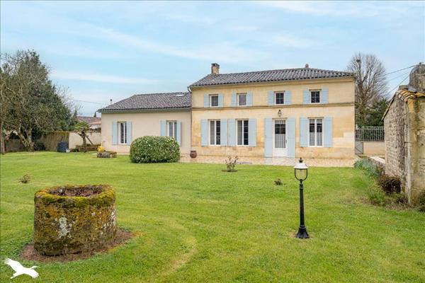 Maison à vendre |  Champagnolles |  6 pièces | 201 m²