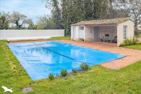 Maison à vendre |  Champagnolles |  6 pièces | 201 m²