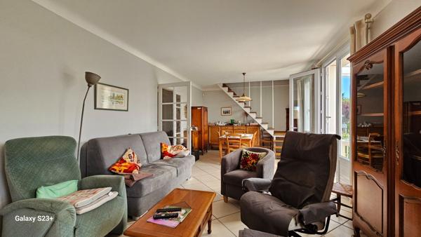 Maison - 7 pièces - 145 m²