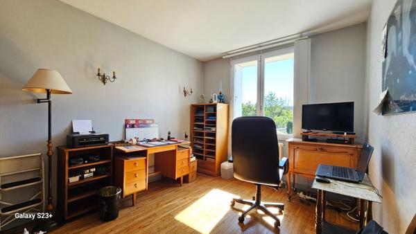 Maison - 7 pièces - 145 m²