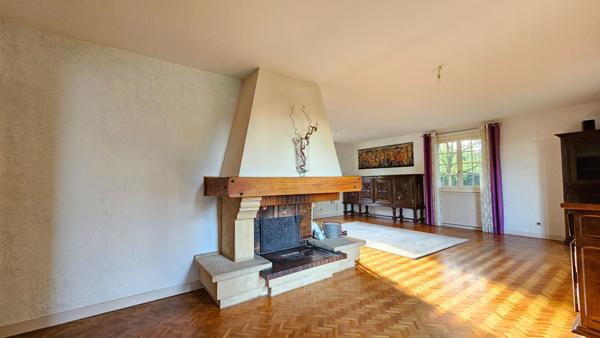 Traditionnelle - 7 pièces - 185 m²