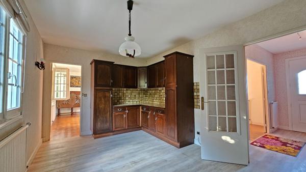 Traditionnelle - 7 pièces - 185 m²