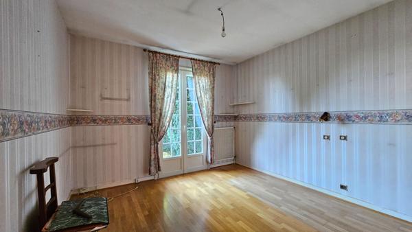 Traditionnelle - 7 pièces - 185 m²