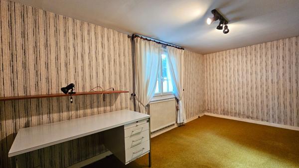 Traditionnelle - 7 pièces - 185 m²