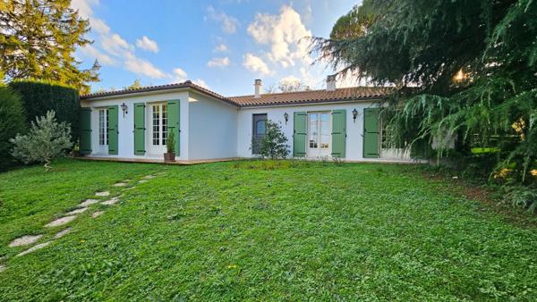 Traditionnelle - 7 pièces - 185 m²