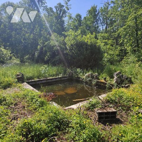 Maison à Vendre à Chaource (10210) en Aube (10), situé dans un lieudit de Chaource dans un cadr...