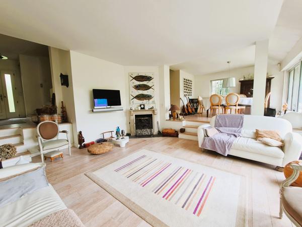 Vente Maison251 m² - 6 Pièces - ST GERMAIN EN LAYE (78100)