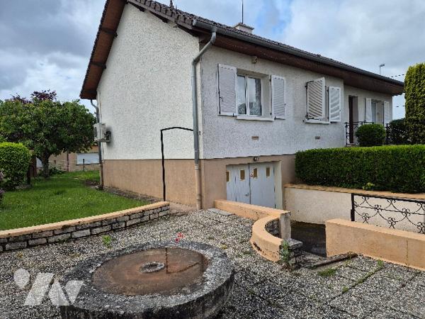 GRAY, pavillon sur sous-sol avec terrain de 700 m²