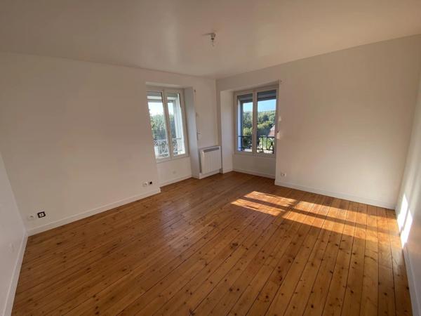 Location                                                      Maison
                        
                     3 pièces                      65 m2                     à Villers-Cotterêts