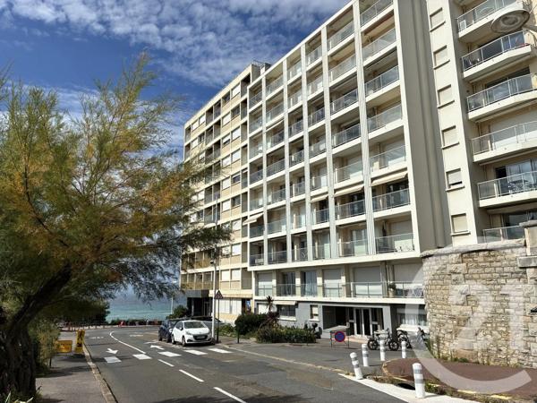 Appartement Studio à vendre  1 pièce - 25 m 2   BIARRITZ  - 64