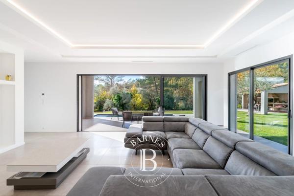Valbonne, Villa 4 Chambres -  195 m² à vendre