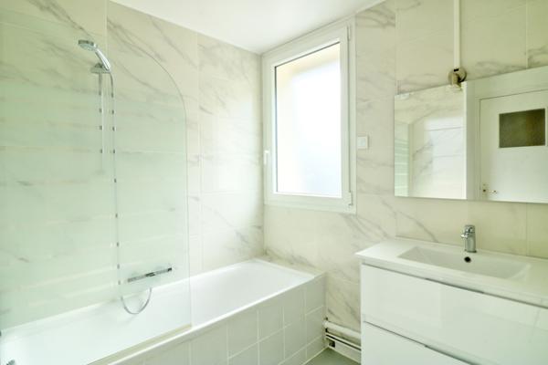 Appartement Antony 4 pièce(s) - 66.10 m2 + parking + cave