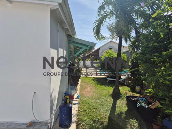 A VENDRE MAISON  + 3 BUNGALOWS  A CAPESTERRE-BELLE-EAU