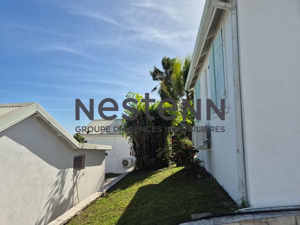 A VENDRE MAISON  + 3 BUNGALOWS  A CAPESTERRE-BELLE-EAU