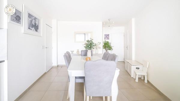 À vendre - T4, 4 pièces situé à Saint-Priest (69800)