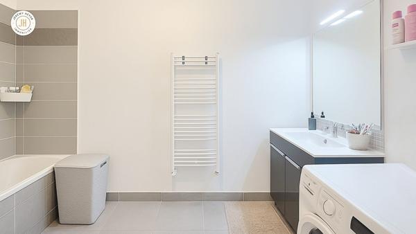 À vendre - T4, 4 pièces situé à Saint-Priest (69800)