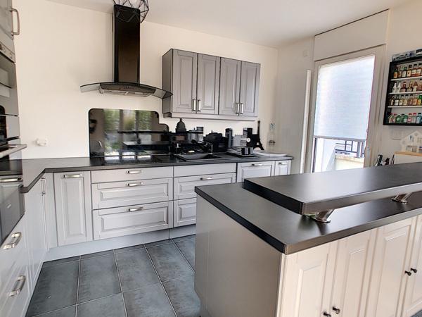 Appartement Suresnes 3 pièce(s) 67.52 m2