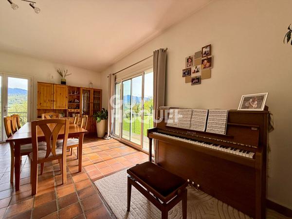 Appartement  Duplex Entrelacs 5 pièces 196 m2 avec terrain