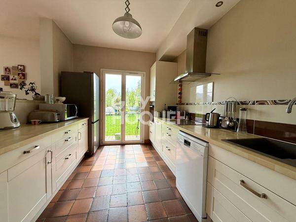 Appartement  Duplex Entrelacs 5 pièces 196 m2 avec terrain