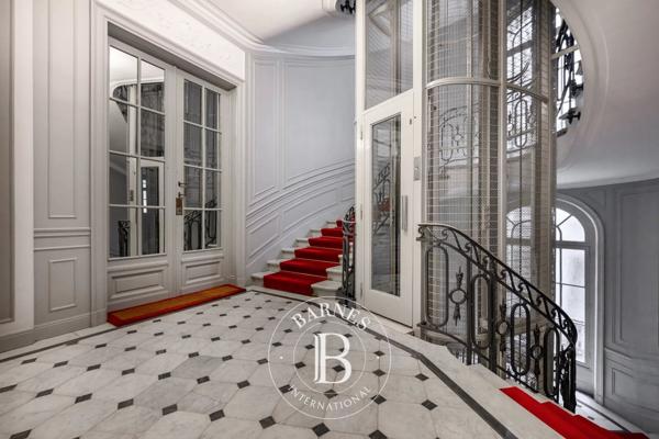 Paris 17ème, Appartement 3 Chambres -  201 m² à vendre