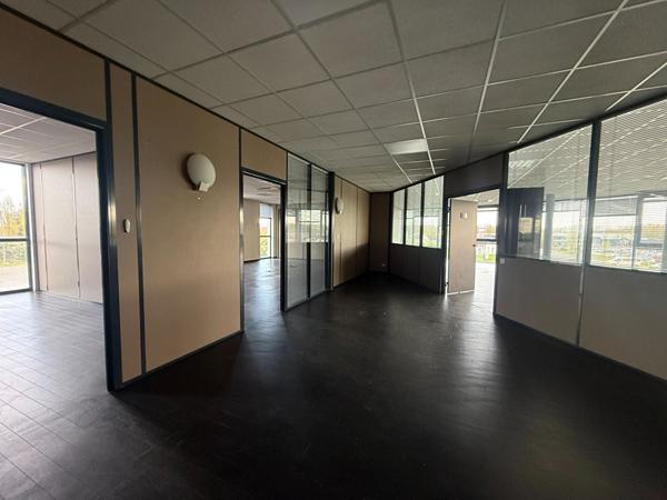Bureaux Nogent Le Phaye 3 326 m2