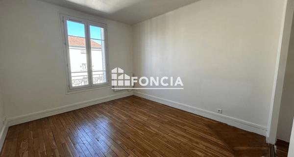 Location Appartement 4 pièces 99.21 m² - Vanves 92170