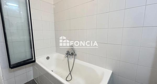 Location Appartement 4 pièces 99.21 m² - Vanves 92170