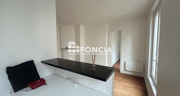 Location Appartement 2 pièces 44.01 m² - Paris 75018