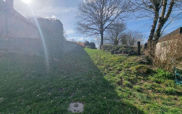Terrain à vendre    Guéret