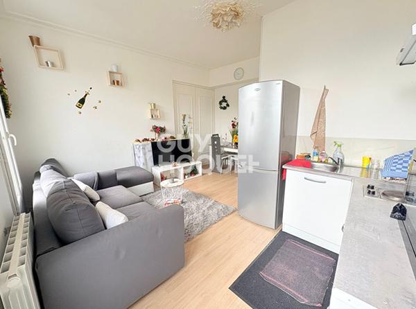Ensemble immobilier - Loué - 76500
