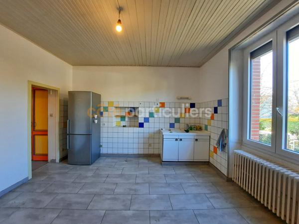 Vente
                Maison82 m² - 4 Pièces -
                    DOLE (39100)