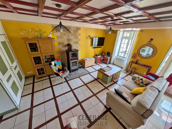 Maison Royat 5 pièce(s) 128.49 m2 avec dépendance