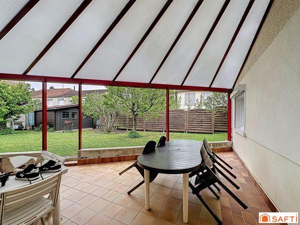 Proche Auxerre, toutes commodités