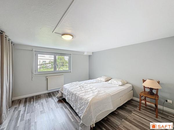 Proche Auxerre, toutes commodités