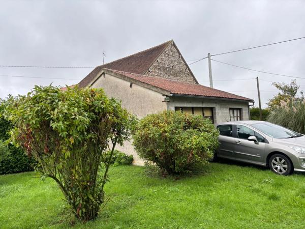 A vendre- Maison de 148 m²- 5 pièces Dangé-Saint-Romain (10minutes de Chatellerault) sur un Terrain de 1650 m²